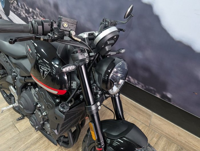 2021 Triumph TRIDENT 660 Black