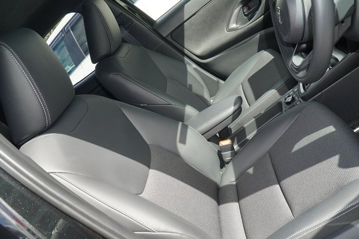 2025 Toyota Yaris Cross Urban