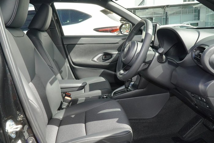2025 Toyota Yaris Cross Urban