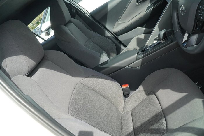 2023 Toyota C-HR GXL
