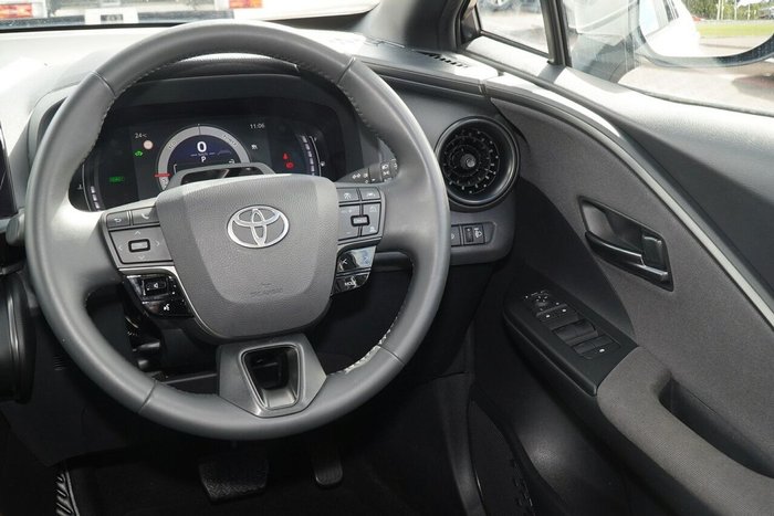 2023 Toyota C-HR GXL