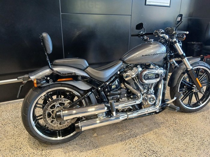 Harley-Davidson Breakout 114 (FXBRS) Softail
