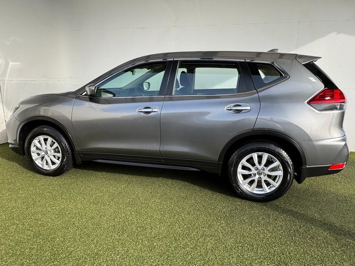 2022 Nissan X-TRAIL ST