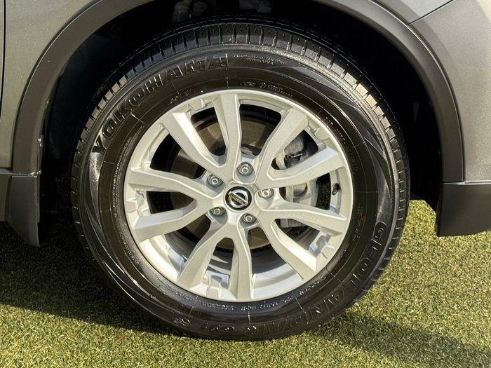 2022 Nissan X-TRAIL ST