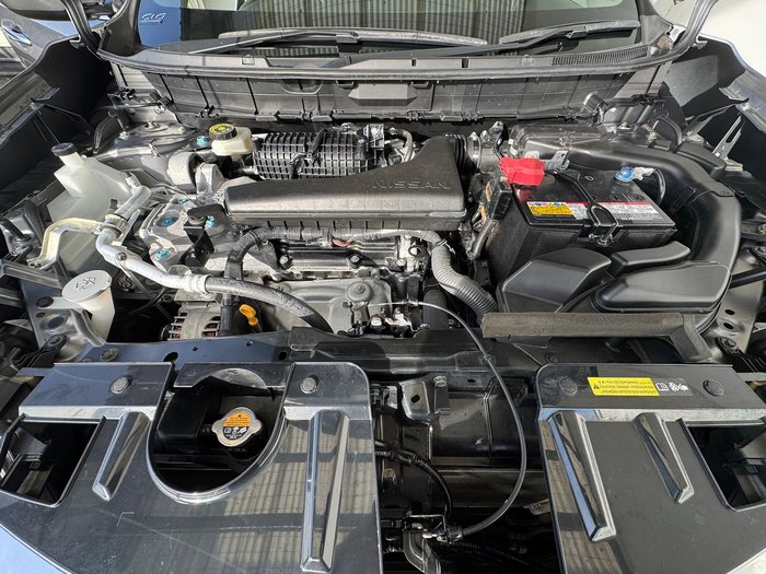 2022 Nissan X-TRAIL ST