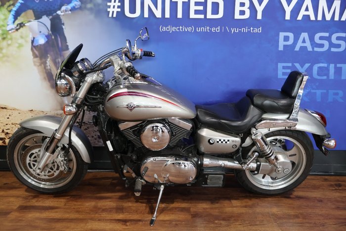 2003 Kawasaki VULCAN 1500 MEAN STREAK Silver