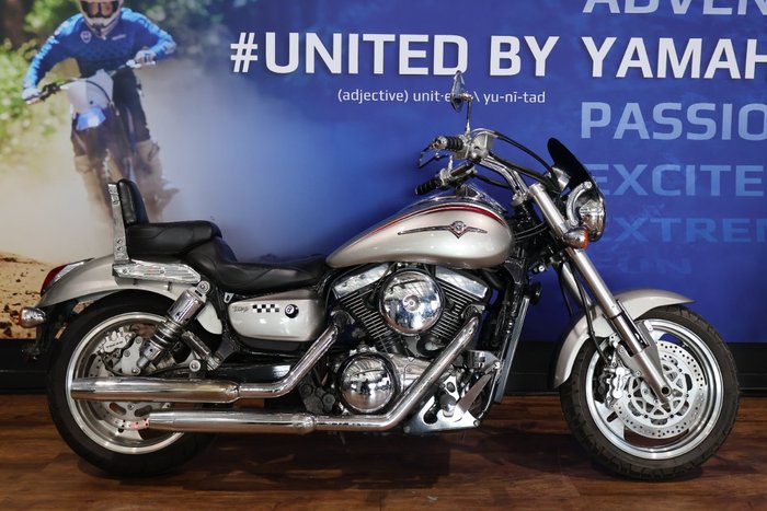 2003 Kawasaki VULCAN 1500 MEAN STREAK Silver