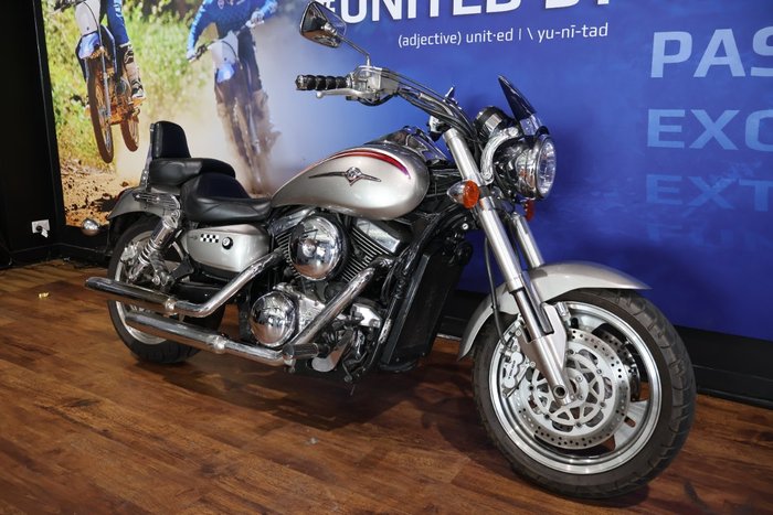 2003 Kawasaki VULCAN 1500 MEAN STREAK Silver