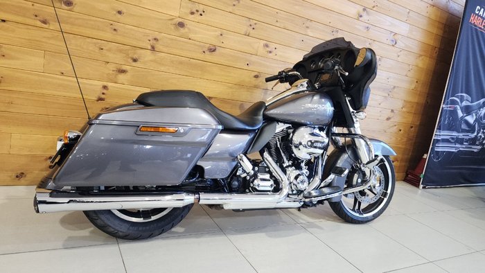 2014 HARLEY-DAVIDSON FLHX STREET GLIDE
