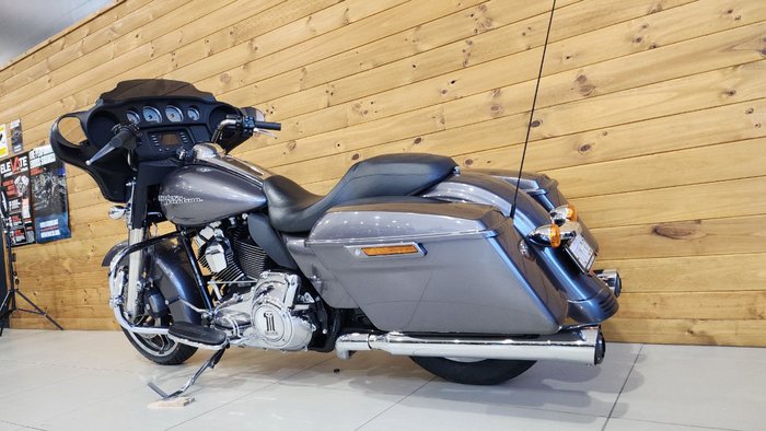 2014 HARLEY-DAVIDSON FLHX STREET GLIDE