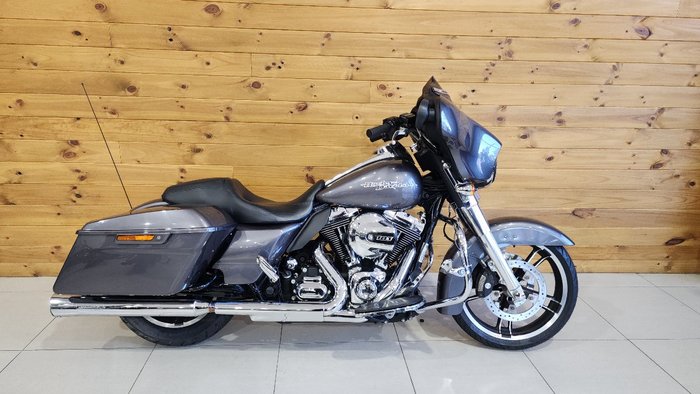2014 HARLEY-DAVIDSON