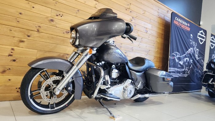 2014 HARLEY-DAVIDSON FLHX STREET GLIDE