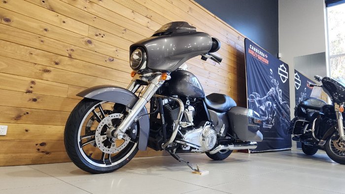 2014 HARLEY-DAVIDSON FLHX STREET GLIDE