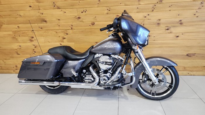 2014 HARLEY-DAVIDSON FLHX STREET GLIDE