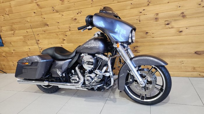 2014 HARLEY-DAVIDSON FLHX STREET GLIDE