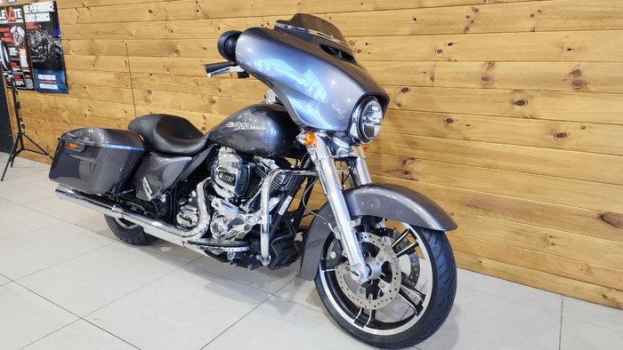 2014 HARLEY-DAVIDSON FLHX STREET GLIDE