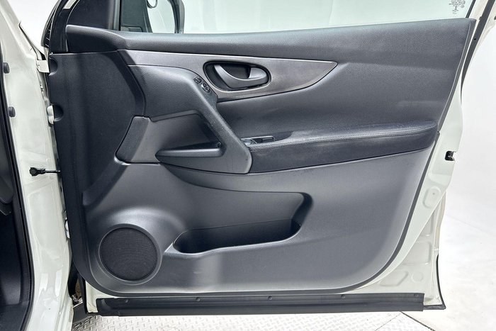 2016 Nissan QASHQAI ST