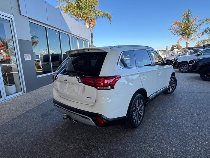 2020 Mitsubishi Outlander LS