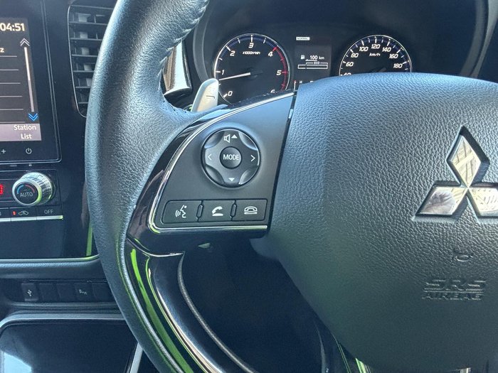 2020 Mitsubishi Outlander LS