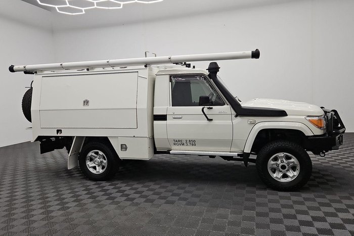 2021 Toyota Landcruiser GXL