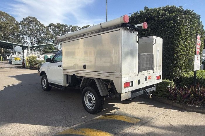 2018 Toyota Hilux SR