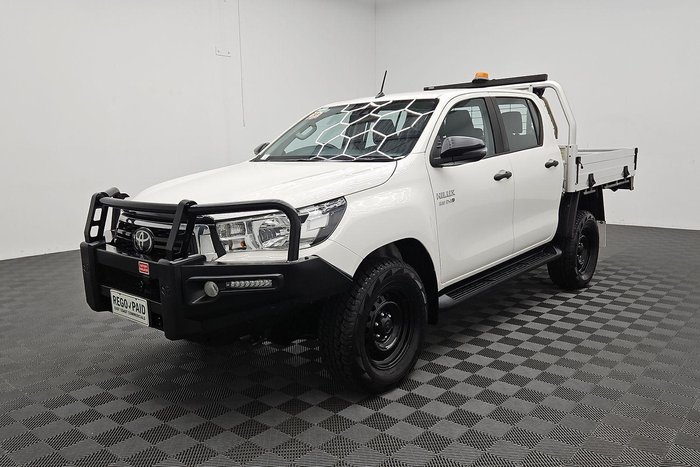 2019 Toyota Hilux SR
