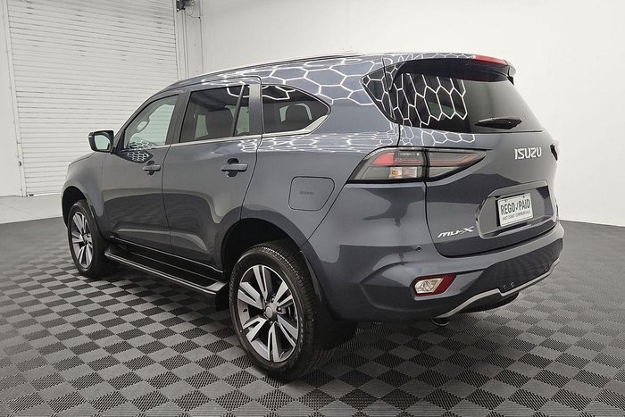 2023 Isuzu MU-X LS-T