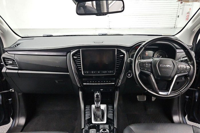 2023 Isuzu MU-X LS-T