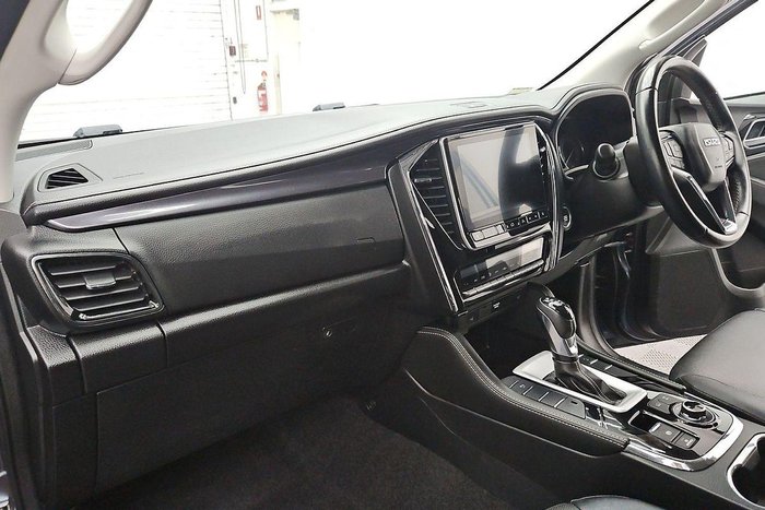 2023 Isuzu MU-X LS-T