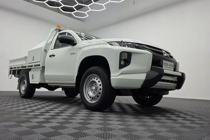 2020 Mitsubishi Triton GLX