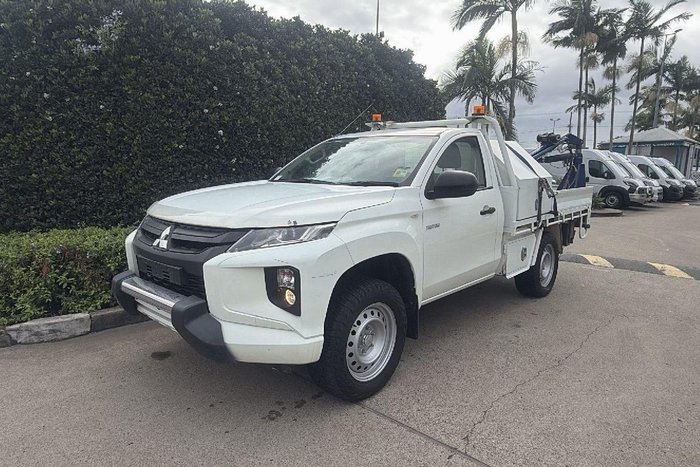 2020 Mitsubishi Triton GLX