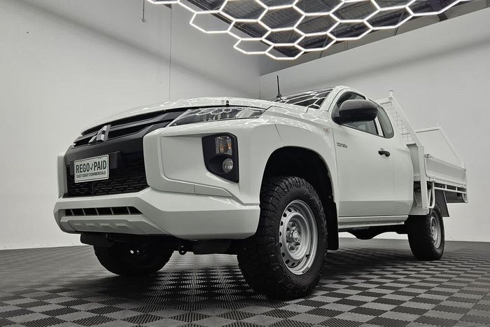 2019 Mitsubishi Triton GLX