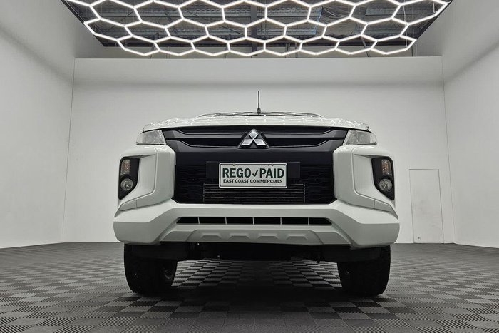 2019 Mitsubishi Triton GLX