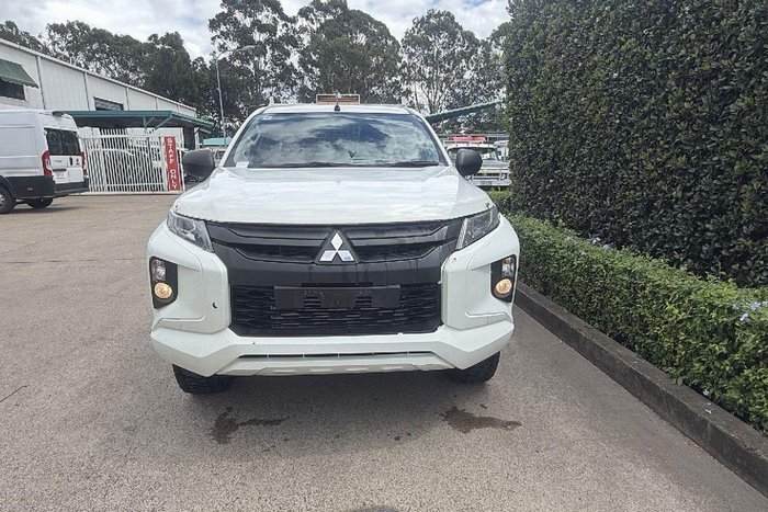 2019 Mitsubishi Triton GLX