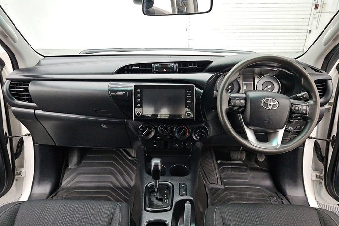 2021 Toyota Hilux SR