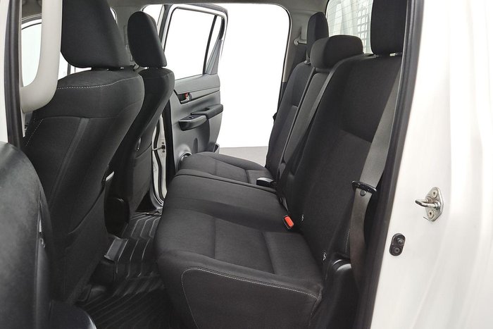 2021 Toyota Hilux SR