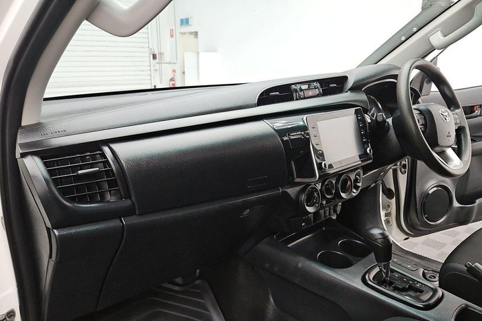 2021 Toyota Hilux SR