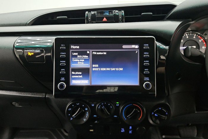 2021 Toyota Hilux SR