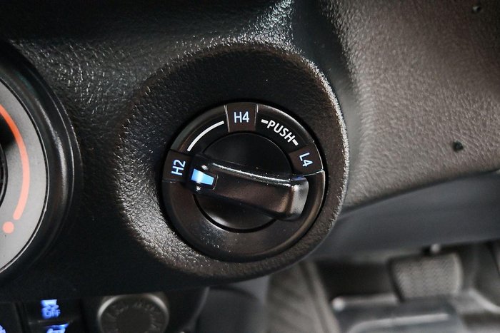 2021 Toyota Hilux SR