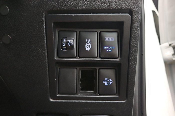 2021 Toyota Hilux SR