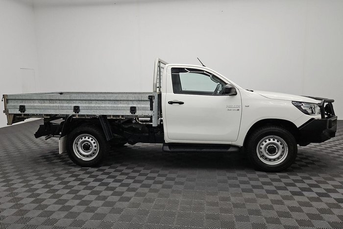 2020 Toyota Hilux SR