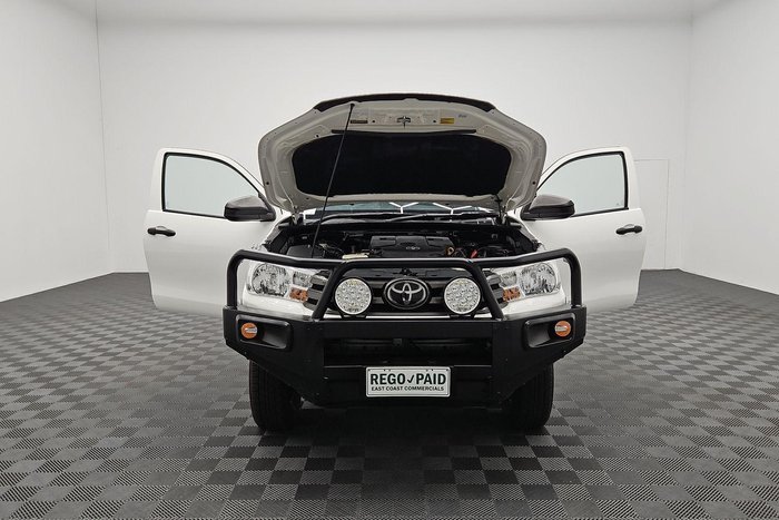 2020 Toyota Hilux SR