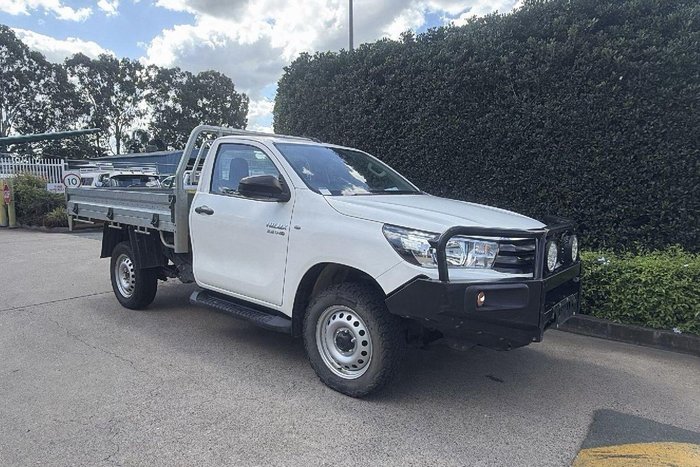 2020 Toyota Hilux SR
