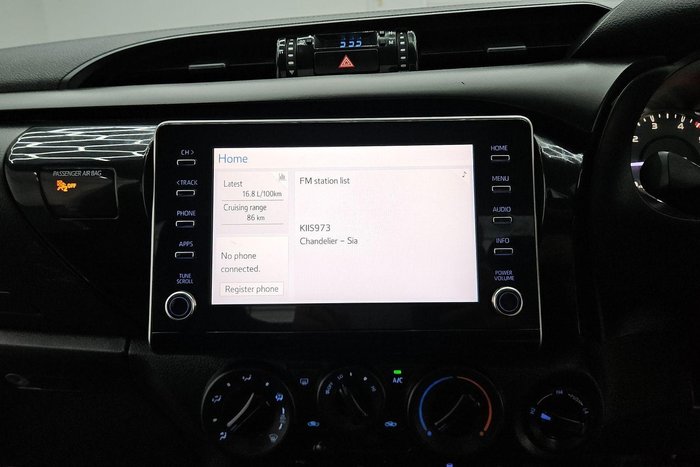 2020 Toyota Hilux SR