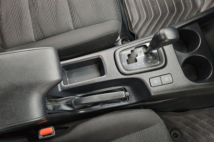 2020 Toyota Hilux SR