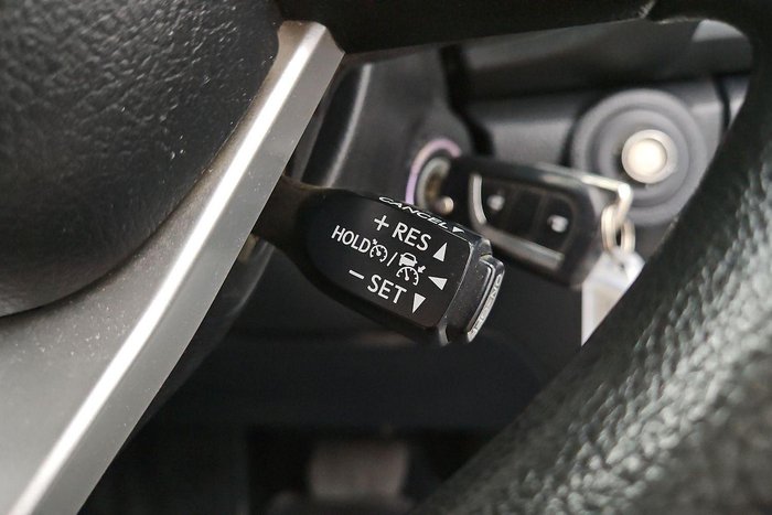 2020 Toyota Hilux SR