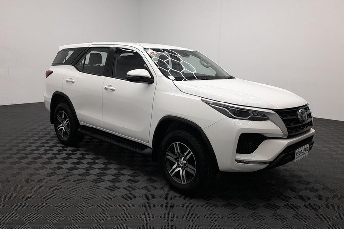 2023 Toyota Fortuner GX