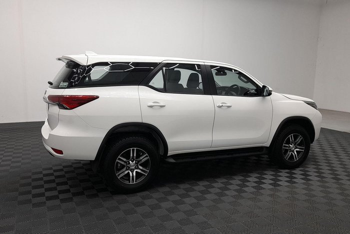 2023 Toyota Fortuner GX