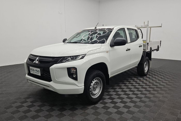 2022 Mitsubishi Triton GLX