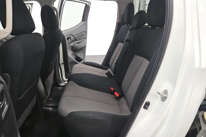 2022 Mitsubishi Triton GLX